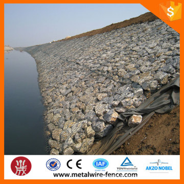PVC coated and galvanized gabion in steel wire mesh for river construction